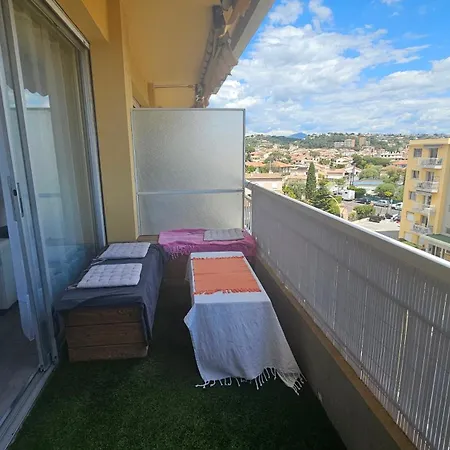 Apartament Proche Et Centre